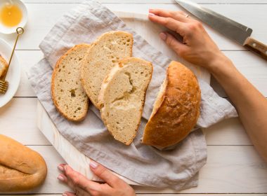 Cum să păstrezi pâinea proaspătă