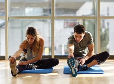 Exerciții simple pentru tonifiere acasă