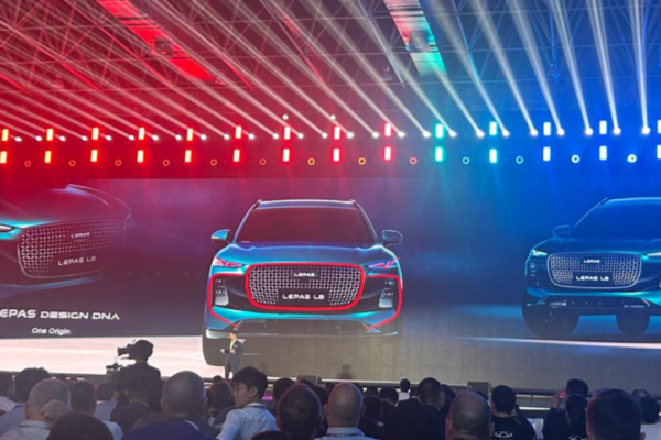 Corespondență Shanghai: Chery Auto dezvăluie familia de SUV-uri premium Chery Lepas