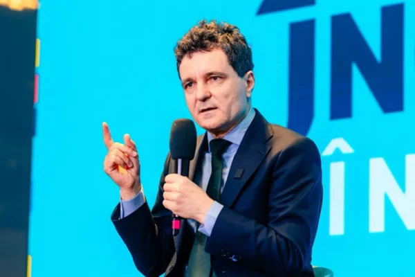 Nicușor Dan, revoltat de atacurile boților: Încercarea de manipulare este fără precedent