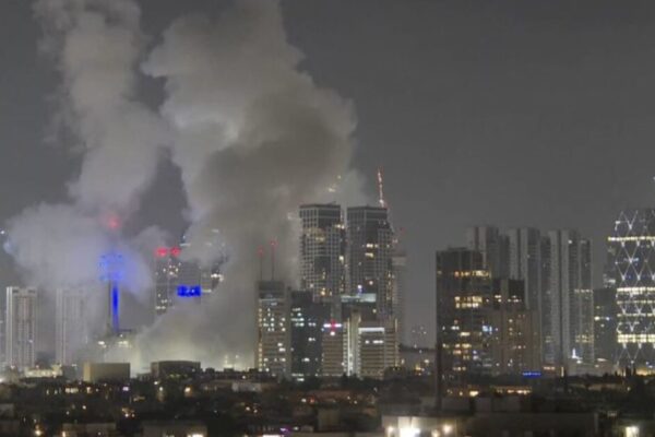 Conflictul Iran – Israel continuă. Explozii la Teheran / În Israel oamenii ies din adăposturi