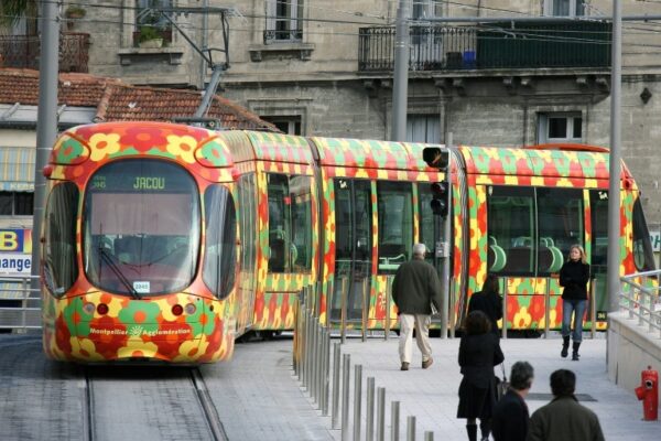UPDATE: Electroputere VFU Pașcani câștigă definitiv contractul pentru tramvaiele din București. STB obligată să semneze în 10 zile / STB contestă decizia
