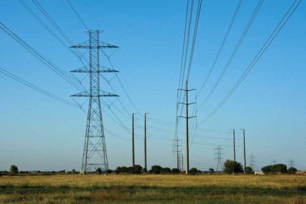 Reţele Electrice România scoate la licitaţie lucrări de aproape 200 milioane de lei