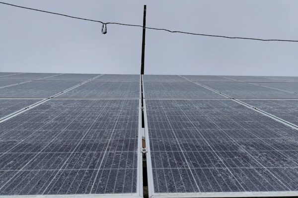 Ce se întâmplă cu panourile fotovoltaice în zilele înnorate